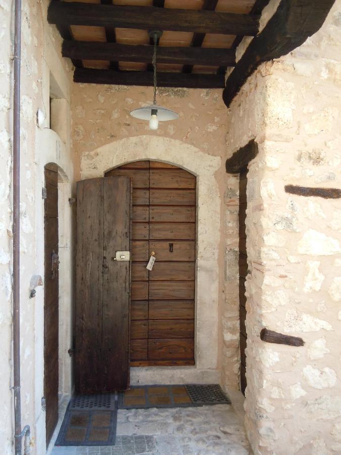 La Casa Su Le Dimore Del Borgo Santo Stefano Di Sessanio Eksteriør bilde