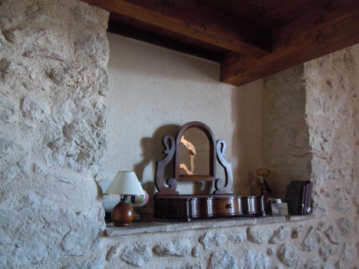La Casa Su Le Dimore Del Borgo Santo Stefano Di Sessanio Eksteriør bilde